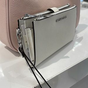 Michael Kors Jet Set Travel Large Double Zip Leather Wristlet Optic White